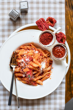 Spicy Tomato Sauce Pasta