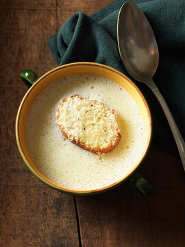 Garlic soup with a giant cheese crouton