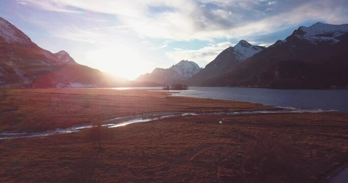 coucher de soleil automnal sur l'Engadine - Suisse