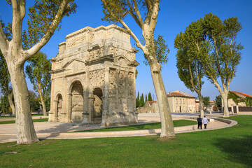 The triumphal Arch of Orange, Vaucluse, France  - obrazy, fototapety, plakaty