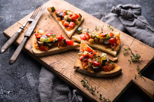 Bruschetta with grilled Mediterranean vegetables