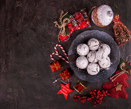 Almond And Chocolate Snowball Cookies