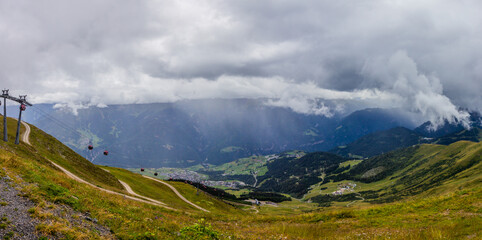 Fototapeta na wymiar A great view of the Austrian Alps