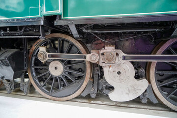 steam locomotive wheels