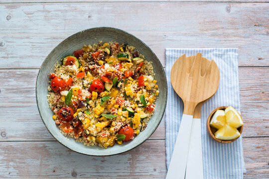 Summery couscous salad with grilled vegetables