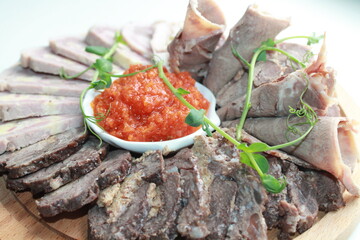 bruschetta with tomato sauce