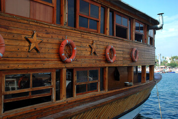 timber ship