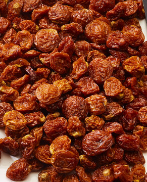 Dried physalis (filling the picture)