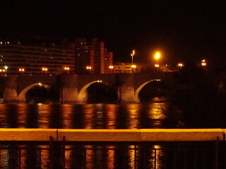 Fototapeta na wymiar Rio Ebro, Zaragoza