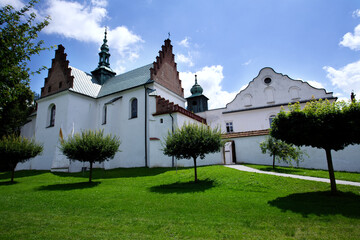 Kościół Najświętszej Maryi Panny w Opactwo Cystersów w Szczyrzycu z XIII wieku