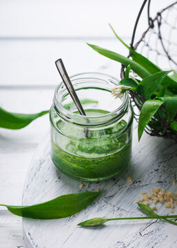 Wild garlic and almond pesto