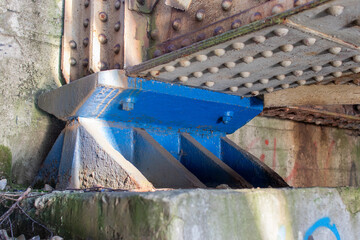 bridge bearing, steel railway bridge