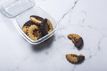 Homemade Cinnamon Chocolate Gingerbread Cookies