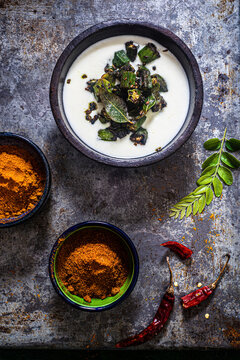 Bhindi raita (Oka raita)
