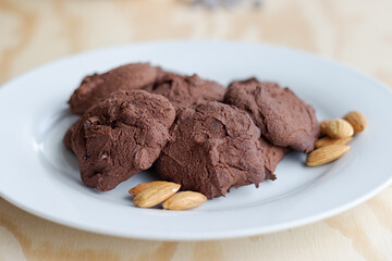 Super delicious Chocolate and Almond Cookies