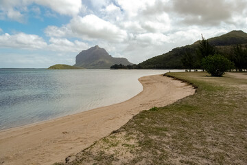 View of Le Morne Brabant mountain from La Prairie beach  © Cohncentric