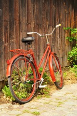 Fototapeta na wymiar Old Red Bicycle