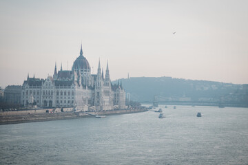 Fototapeta na wymiar Hungarian Parliament riverside