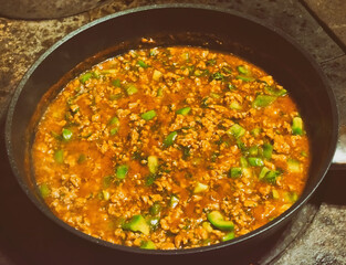 Cooking tomato sauce