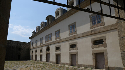 Edificio de alojamiento de los mandos, Castillo de San Felipe, Ferrol, A Coruña