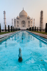 Naklejka premium Sunrise at Taj Mahal in Agra, India
