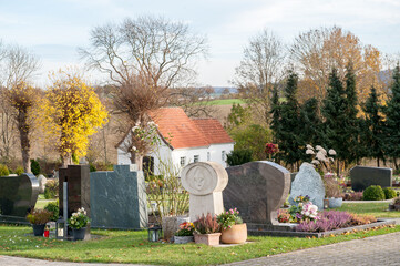 Friedhof mit Kapelle
