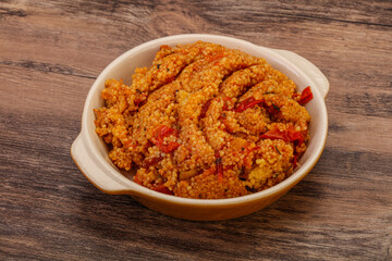 Couscos with tomato and chicken