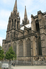 Fototapeta na wymiar notre-dame-de-l'assomption cathedral in clermont-ferrand in auvergne (france)