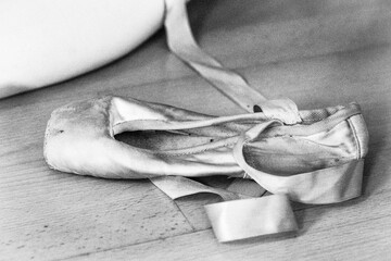 scarpette da danza classica usate, a riposo