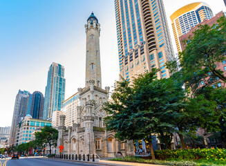 Water Tower view on Michigan Ave in Chicago City - obrazy, fototapety, plakaty