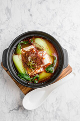 ピリ辛坦々湯豆腐