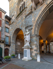 Fototapeta na wymiar Piazza Vecchia view in Bergamo City.