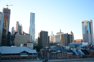 Obraz premium New York, NY, USA - JUNE 2, 2019: Pier 15 at East River Esplanade