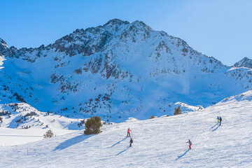 Ski resort GrandVallira. Views of the Pyrenees mountains. Rest with the whole family and friends. Andorra