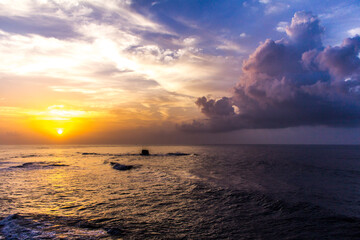 Obraz premium Sunrise at a Diu beach
