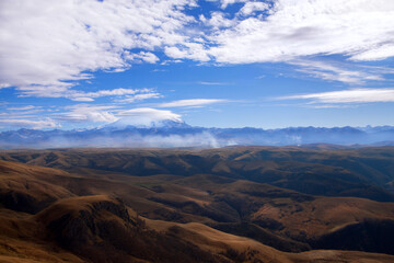 Fototapeta na wymiar Elbrus, mountains and clouds 