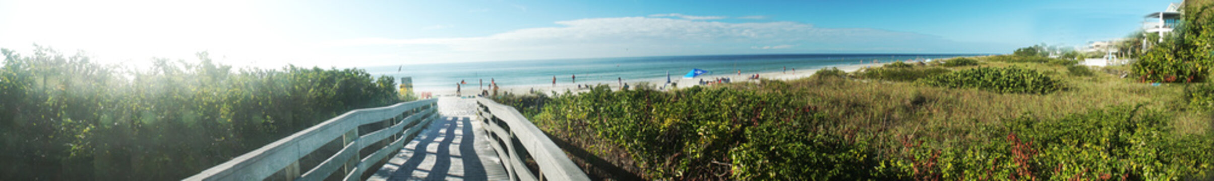 White sand beache at Indian Rocks Beach on the west coast of Florida
