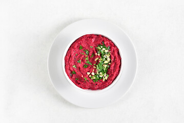 Homemade beet hummus i