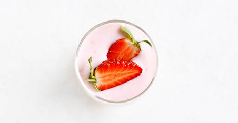 Strawberry yogurt with fresh berries