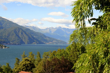 Zimmer mit Ausblick.Comer See im Sommer