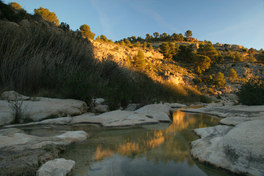 Arroyo, rambla o peque&ntilde;o r&iacute;o en zona semi&aacute;rida del sureste de Espa&ntilde;a. Rambla de Perea, Fuente Caputa, Mula (Murcia).