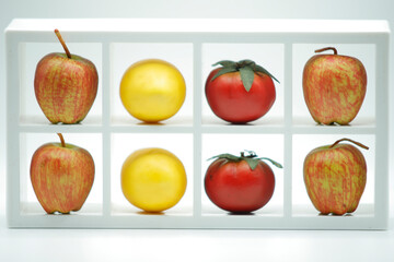 frutas. manzanas , limones y tomates 