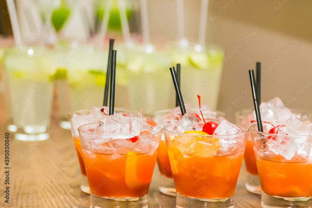 Canvas Prints Closeup shot of a refreshing cocktail in the bar on blurred background