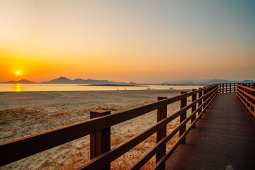 Fototapeta na wymiar Sunset of Dadaepo Beach park in Busan, Korea