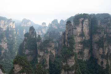 Fototapeta na wymiar the magnificent landscape of Zhang Jia Jie