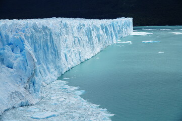 ペリトモレノ氷河　世界遺産