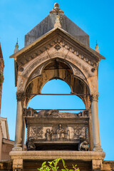 Marble tomb of Guglielmo da Castelbarco