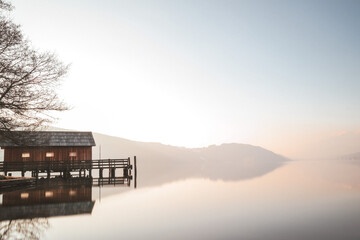 Millst&auml;ttersee mit Spiegel glatten Wasser