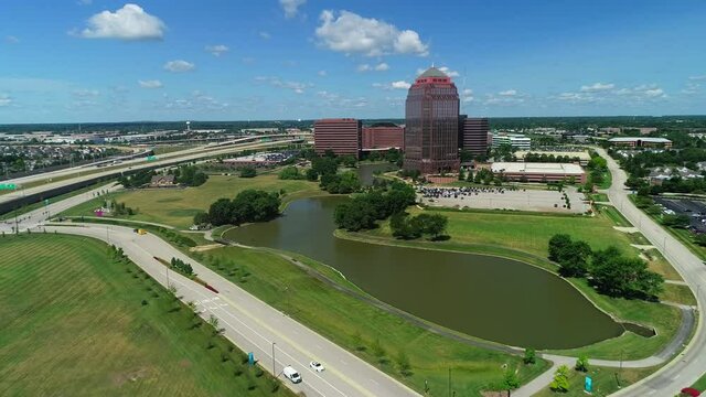 View of Hamilton Partners Corporate Office Complex in Itasca, IL