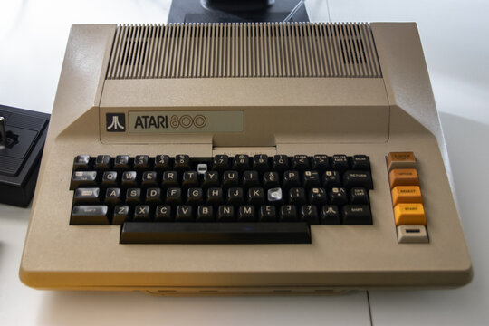 06/06/2019 Portsmouth, Hampshire, UK an Atari 800 home computer made by Atari from 1979 to 1992 a vintage personal computer